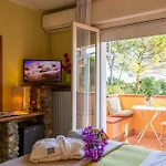 West Garda 4*
