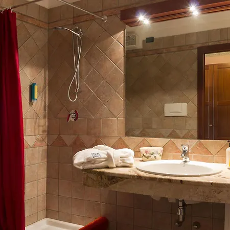 Hotel West Garda