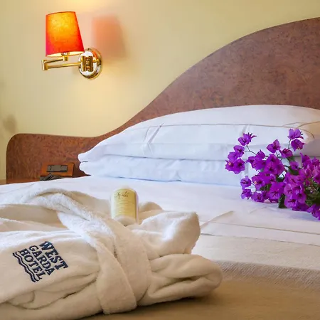 Otel West Garda Padenghe sul Garda