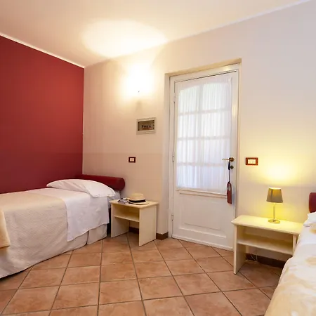 Szálloda West Garda